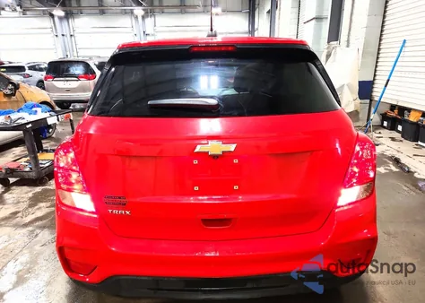 2020 Chevrolet Trax Ls z USA, uszkodzony, nr VIN KL7CJKSB6LB353630